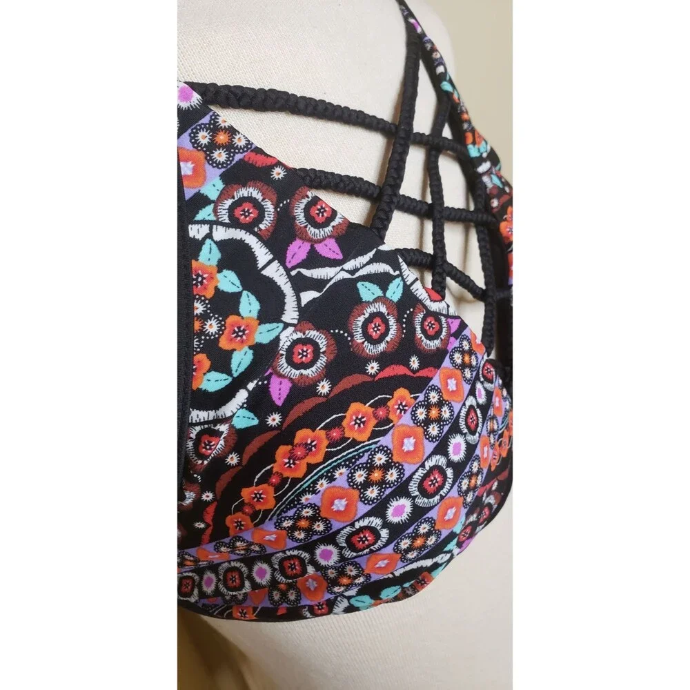 Gossip bikini top, size medium, new with